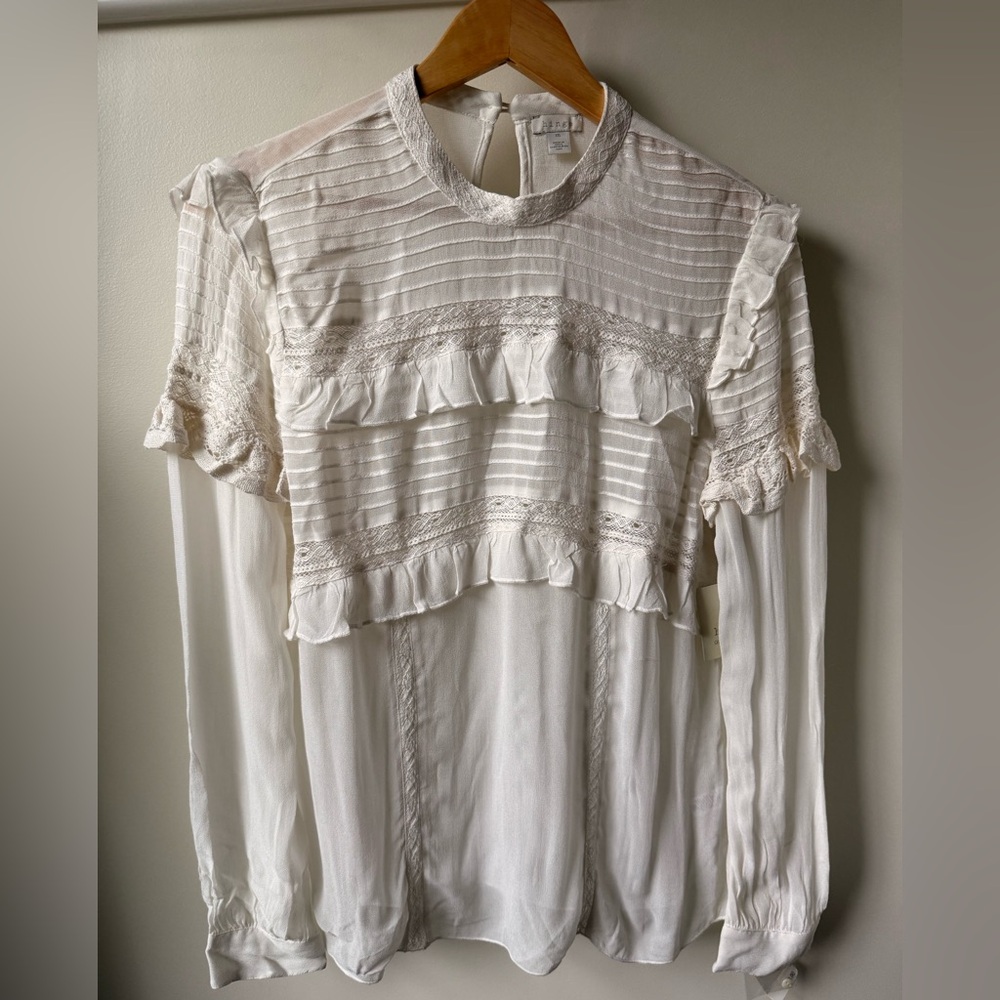 NWT HINGE Ruffle Victorian Blouse Top Cottagecore Coquette Lace‎ Dainty M